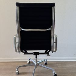 💯 Authentic Herman Miller Eames Aluminum Group Executive Chair( High Back)