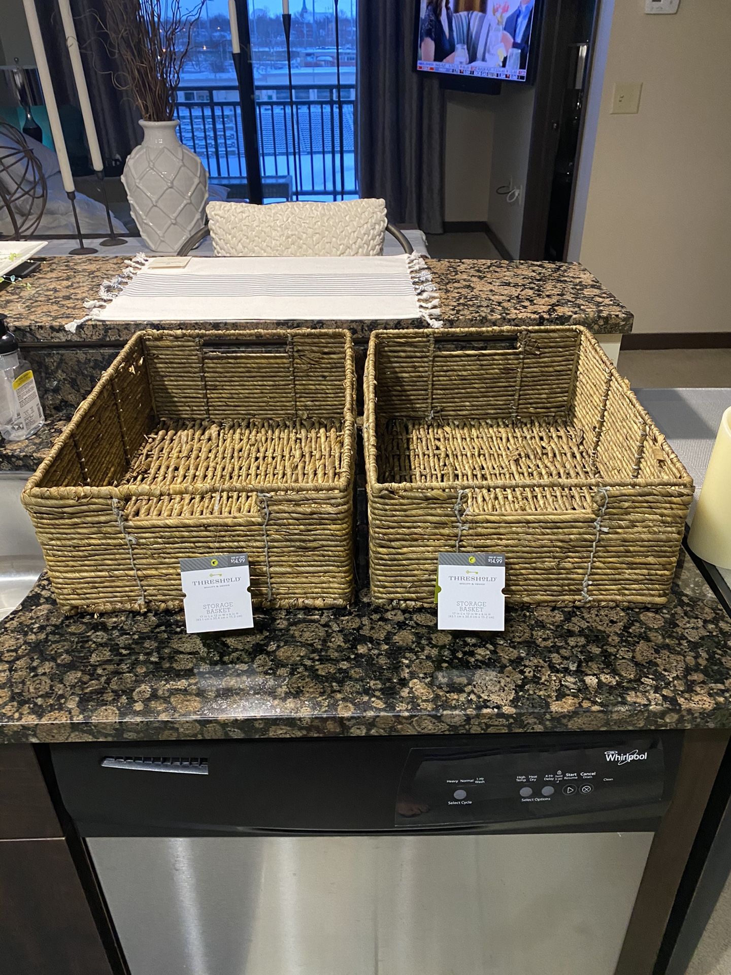 Set of 2 storage baskets