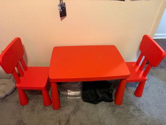 IKEA MAMMUT Kids Table and 2 Chairs Set