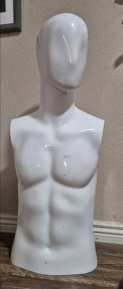 32" Mannequin