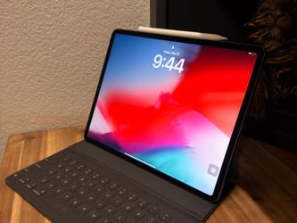 iPad Pro 12.9” 4th Gen, 128GB, Space Gray, WiFi