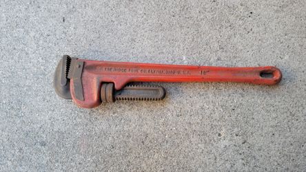 The Ridge Tool Co Pipe Wrench