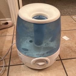 Vicks Humidifier Two 