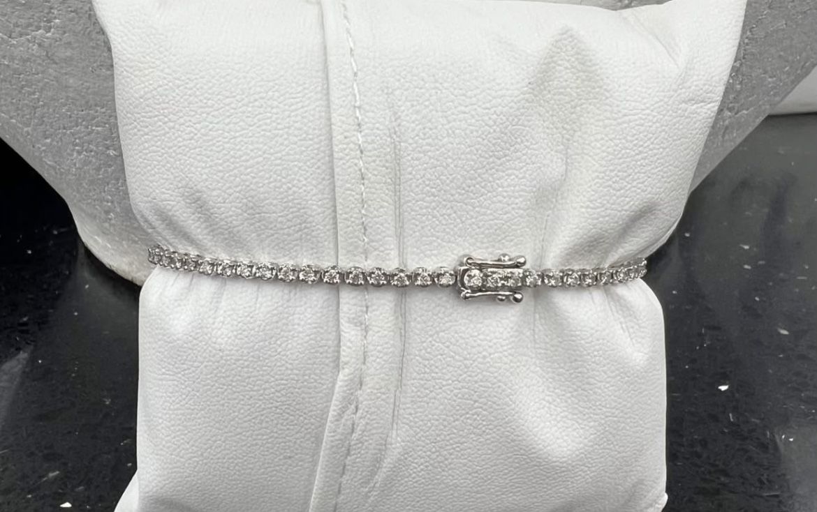 Diamond Tennis Bracelet 18K White Gold, 2CT Natural Bracelet