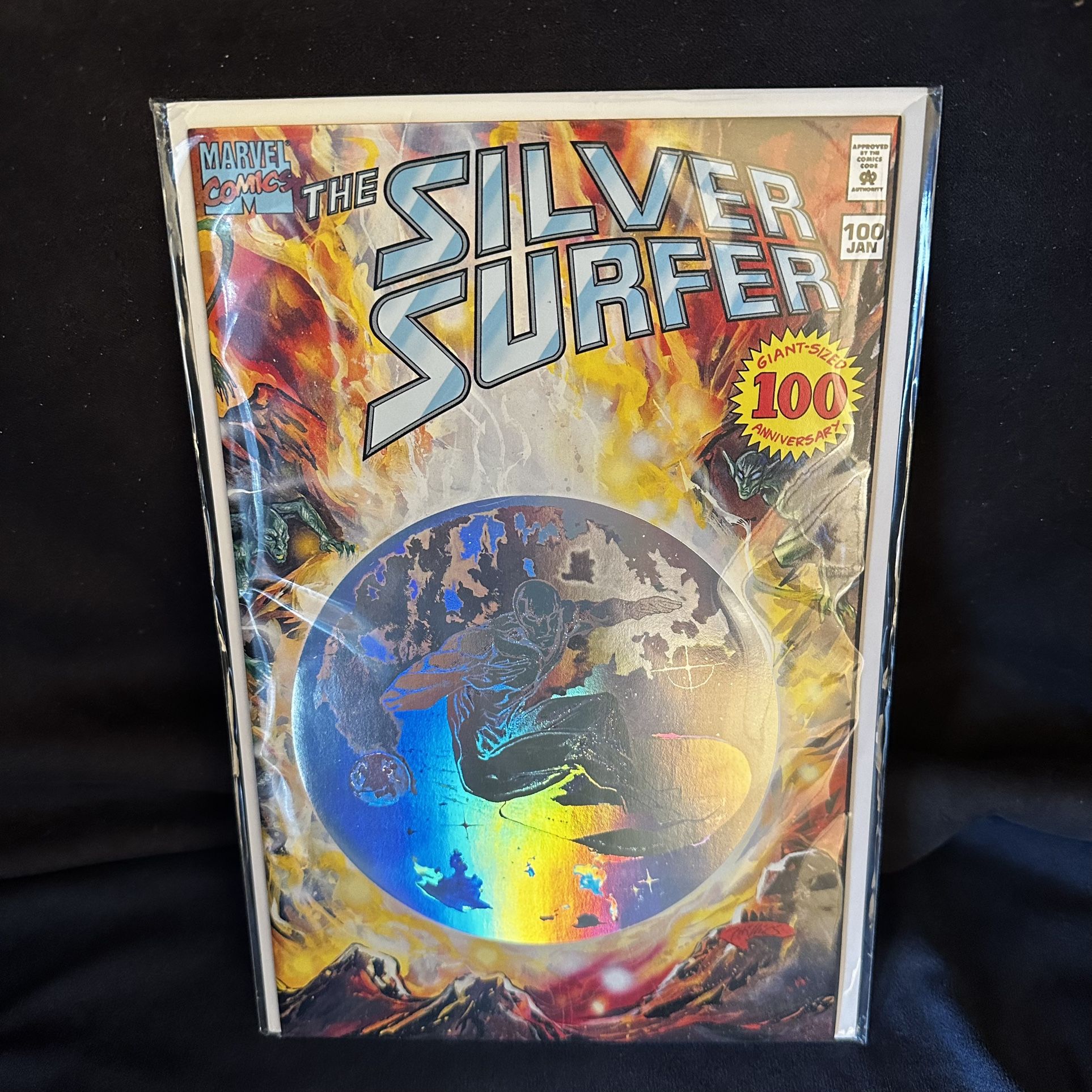 Comic Book 1995 Silver Surfer Issue 100 Foil Cover 