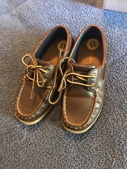 Eddie Bauer brown shoes size 11 toddler