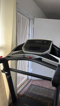 Sport 5.5 Treadmill Black