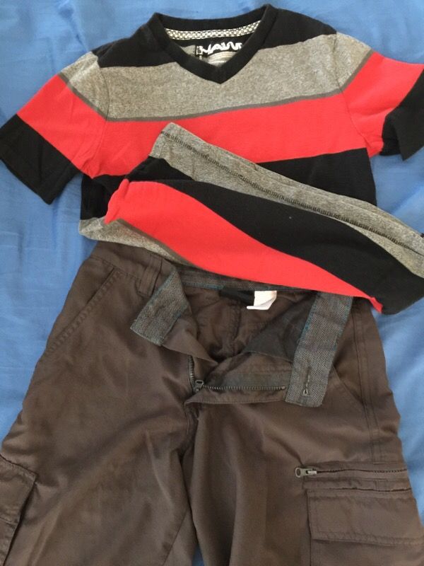 Boys T-shirt and shorts size 10