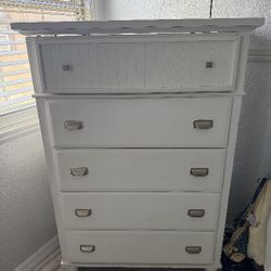 5 Drawer Dresser