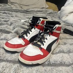 Puma Rebound LayUp SL sneakers.