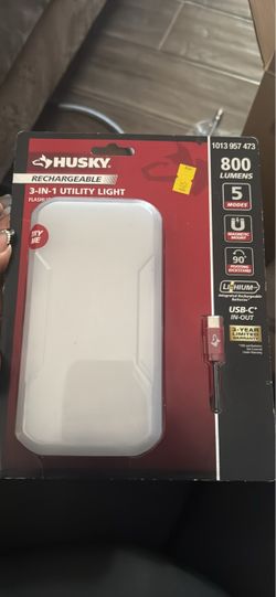 Husky Rechargeable 3-in-1 Utility Light 800 Lumens