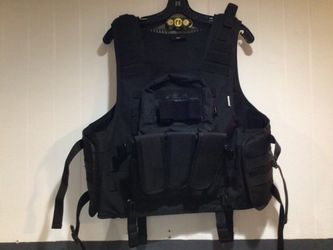 Black Tactical Vest with MOLLE Pouches