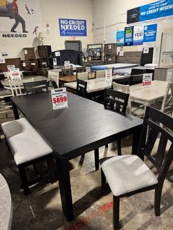 BRAND NEW DINING SET (table and chairs)!! SHOP NOW - PAY LATER!! NO CREDIT CHECK FINANCE AVAILABLE!!