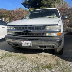 2004 Chevy Tahoe 5.3 Ls Trim