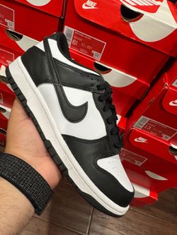 Nike Panda Dunks