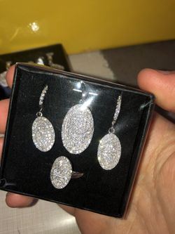 $1295- Ladies 14k White Gold Finished Silver 3 PC Set Ring, Earrings, Pendant