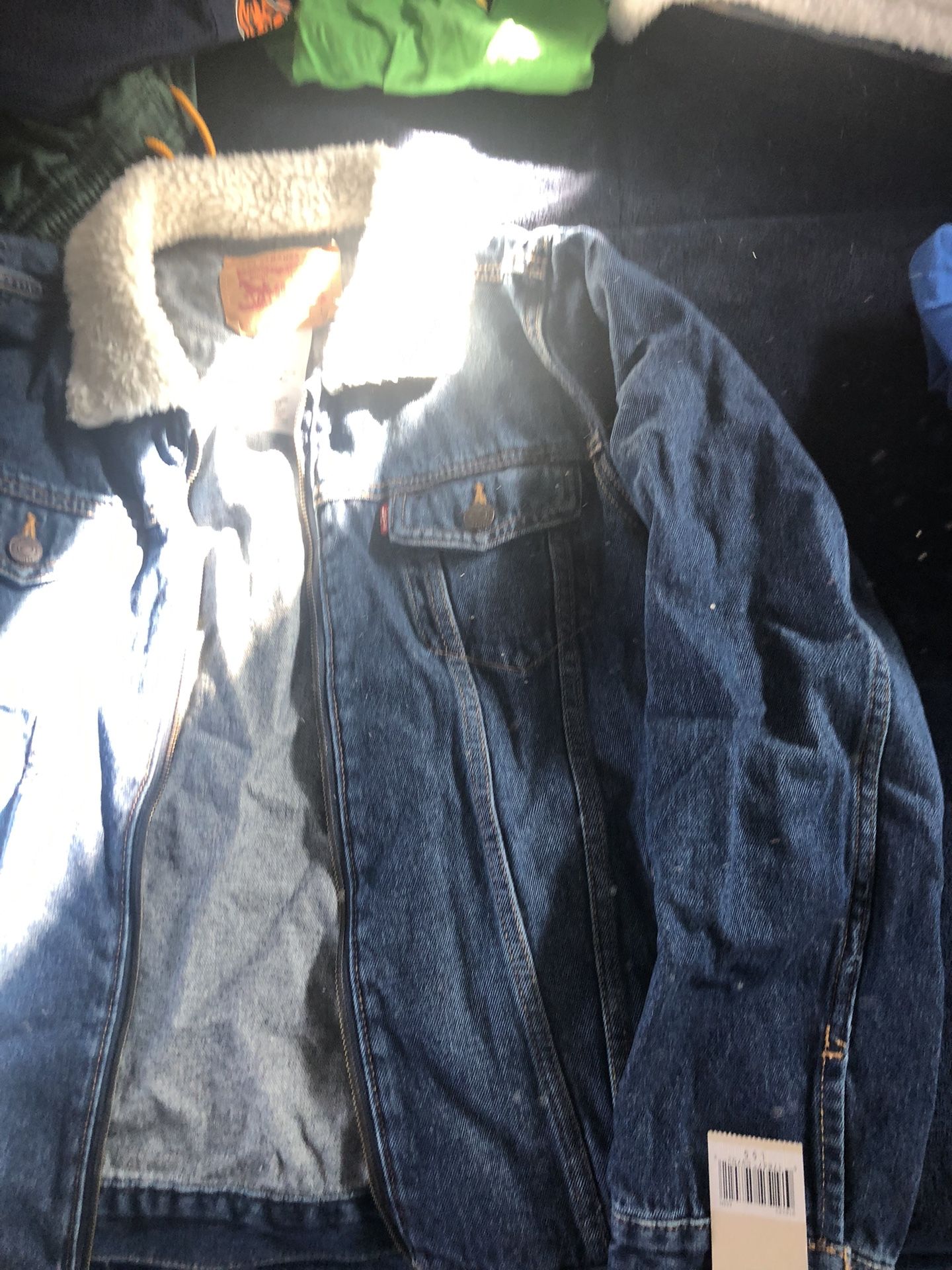 New Levis Jaket For Boys