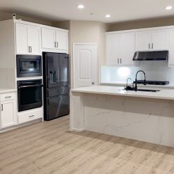 Kitchen Countertops , Backsplash , Cabinets