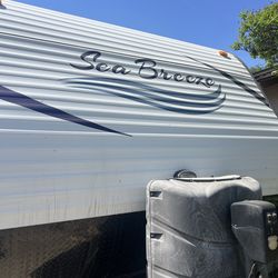 2016 Pacific Coachworks 26’ Trvl Trlr
