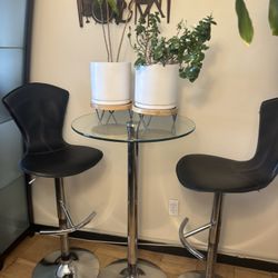 Bar Bistro Set With Swivel Chairs