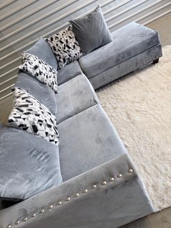Good sofa sectional couch (DELIVERY AVAILABLE)