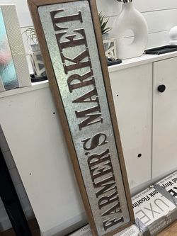 Farmers market sign