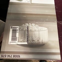 Light fixtures