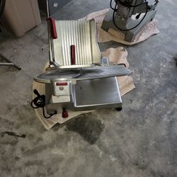 This Slicer Is a Commercial 