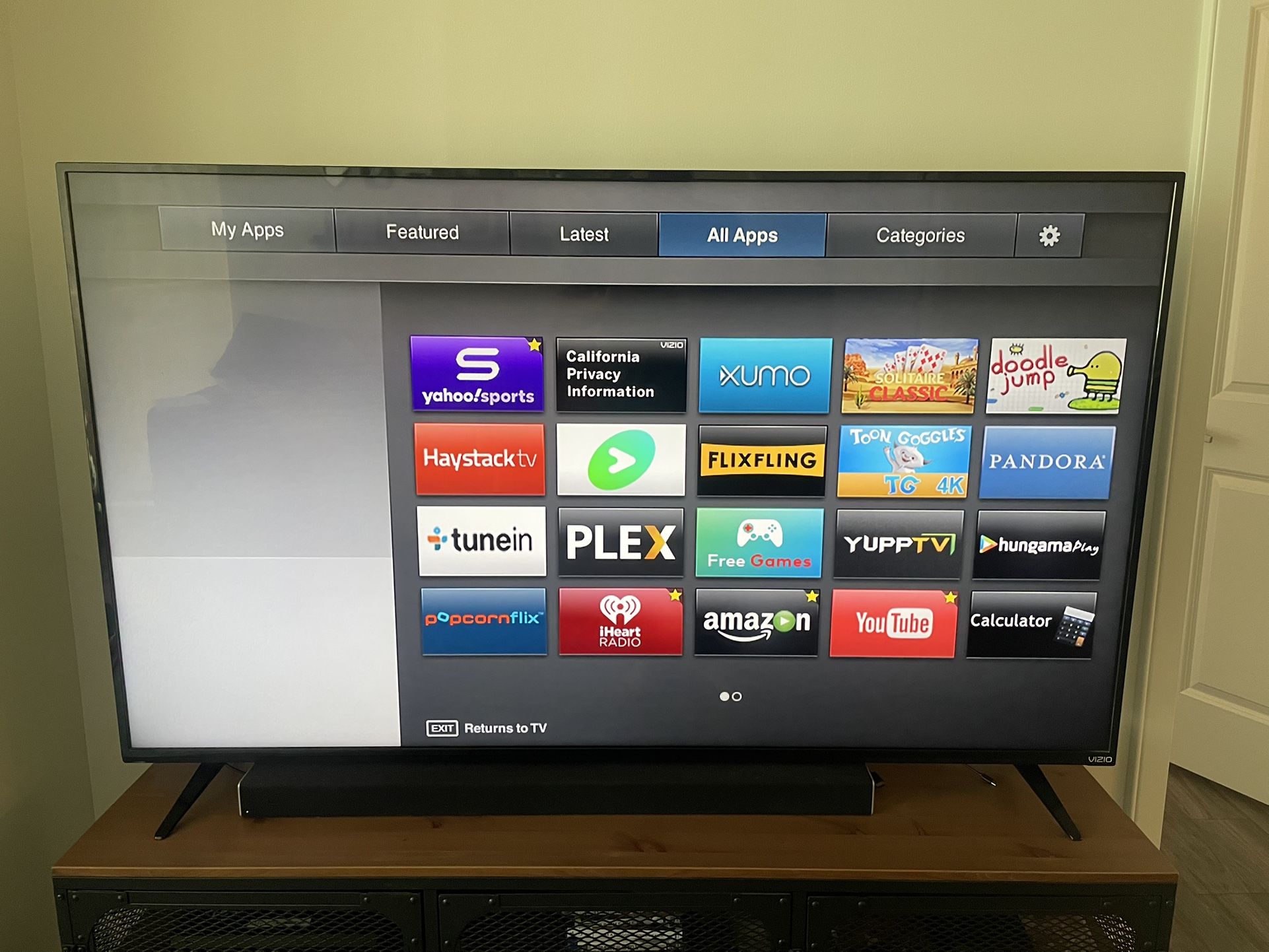 Vizio 65” LED 4k TV