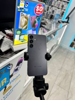 Galaxy S24! 1 YEAR WARRANTY!