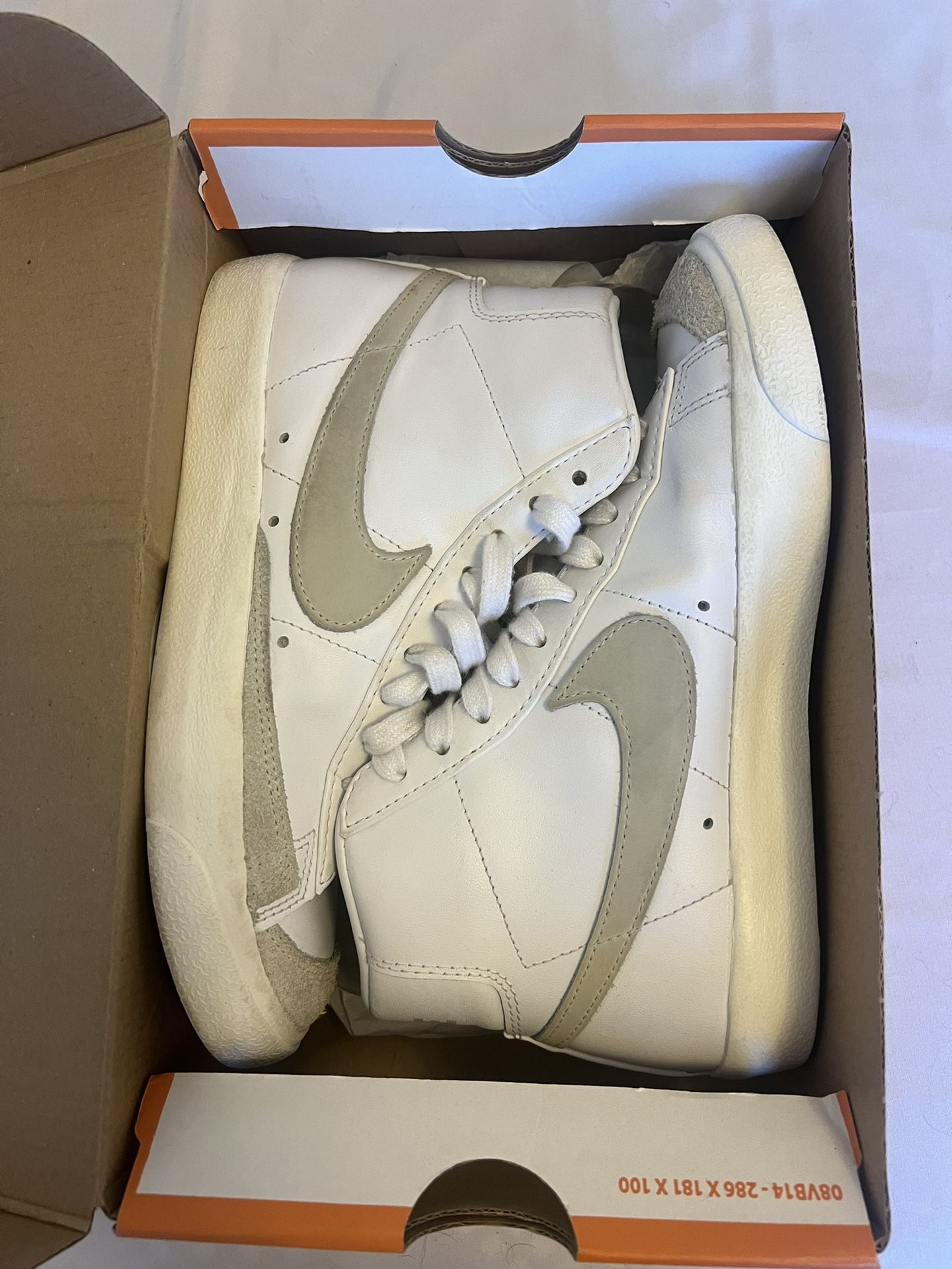 Woman Nike Blazer Low