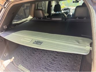 OEM Mopar Jeep Grand Cherokee Retractable Cargo Cover