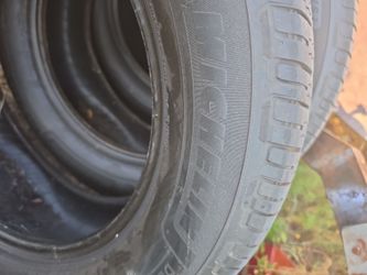 275/60/20  Michelin Defender LtX m/s2