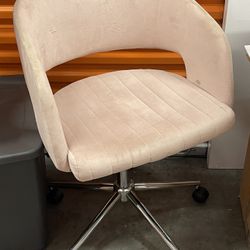Pink Desk Chair