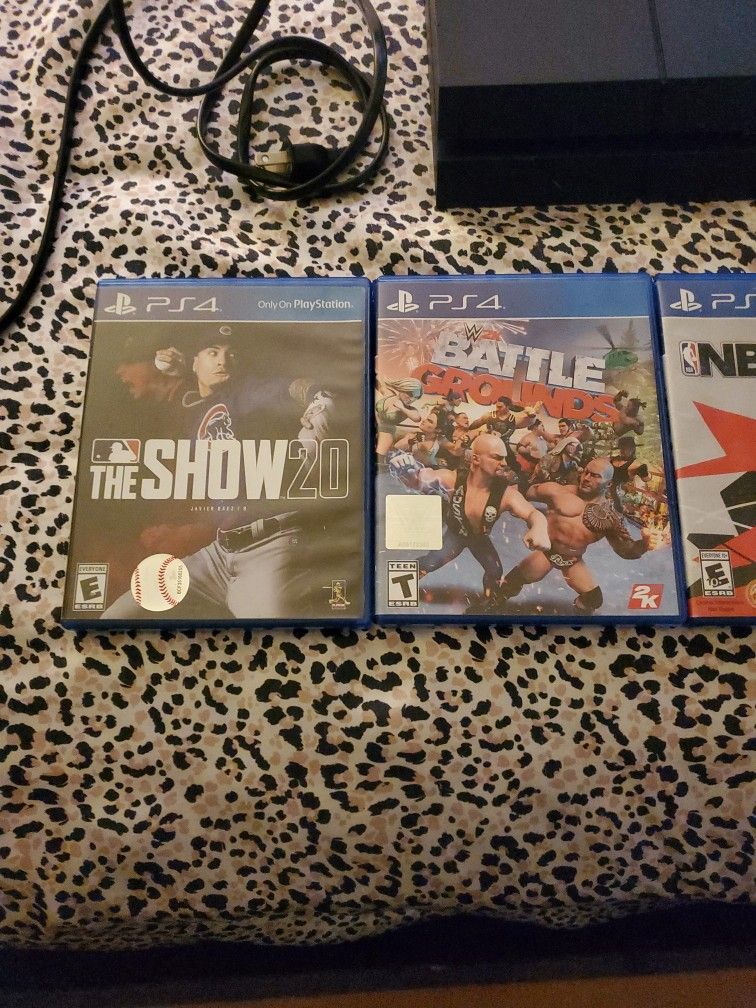 Playstation 4 En Muy Buenas Condiciones