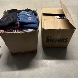 Girls clothes sizes  7 to 12. Brands Old Navy , SHEIN, Place, Nation Wonders, Route 66 and more. 30.00 for both boxes