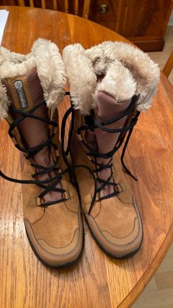 Columbia boots, women’s