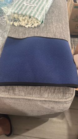 Cozy health thigh brace