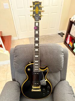 Chibson Les Paul Custom