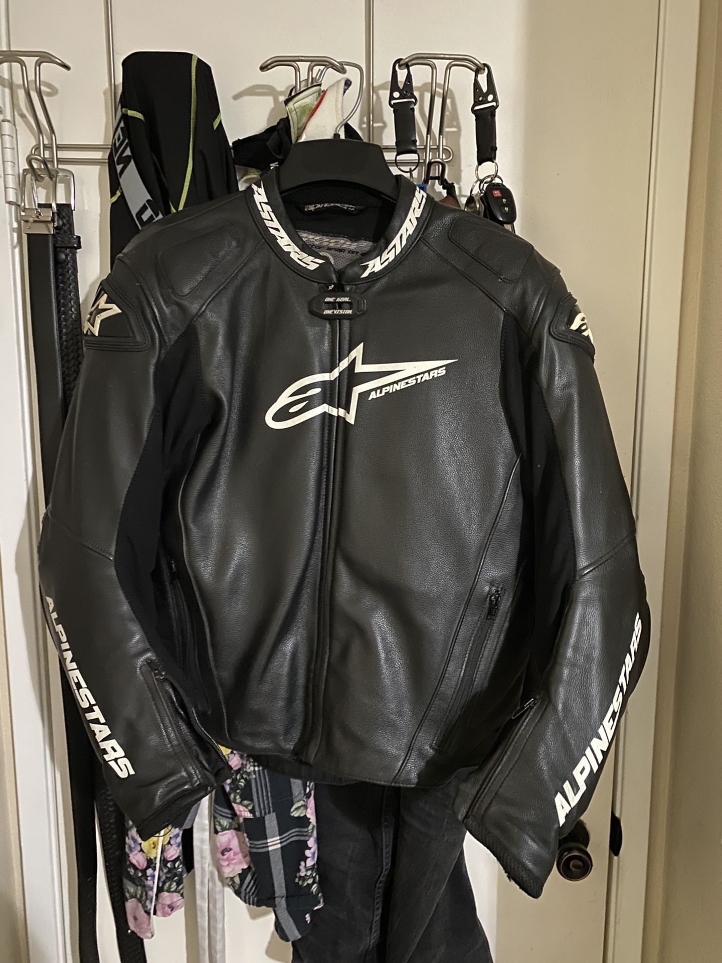Alpinestars GP PRO LEATHER JACKET | Track Jacket | Motorcycle Jacket | Size 46 USA