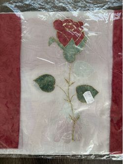 Decorative Square Table Cloth with Roses 33.5” x 33.5”