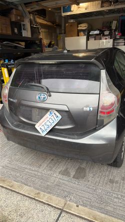 2013 Toyota Prius Trunk Door