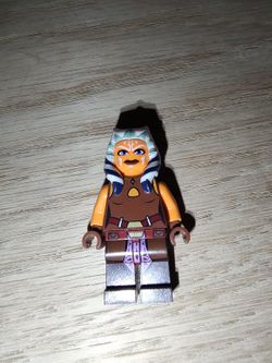 Lego Ahsoka Tano Minifigure