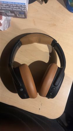Skullcandy Over-Ear Wireless Headphones