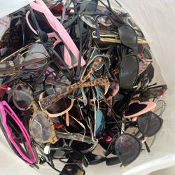 Huge Lot of Sunglasses / Eyeglasses 300+Pairs