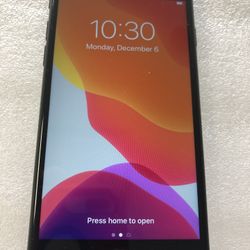 iPhone 7 T-Mobile sprint Metro 32 GB great condition