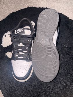 Nike Dunk “Panda “Low