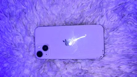 Lavender iPhone 14