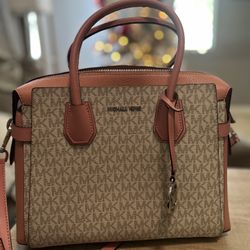 Pink Michael Kors Bag For Christmas 