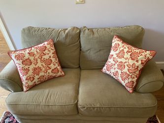 Loveseat